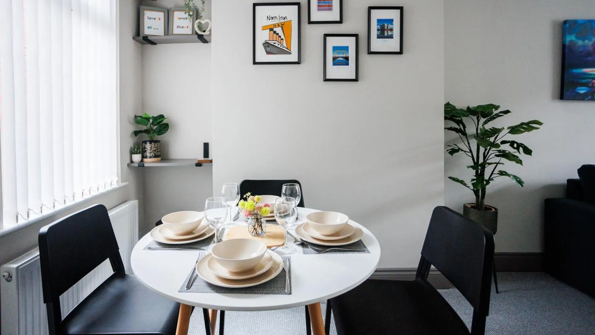 Belfast Townhouse Apartment